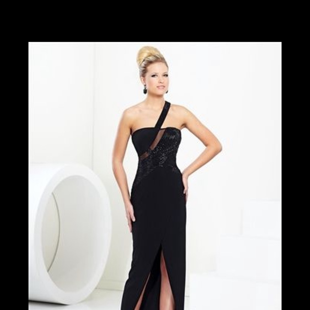 Tony Bowls Black Rhinestone 116718 Dress-Size 6